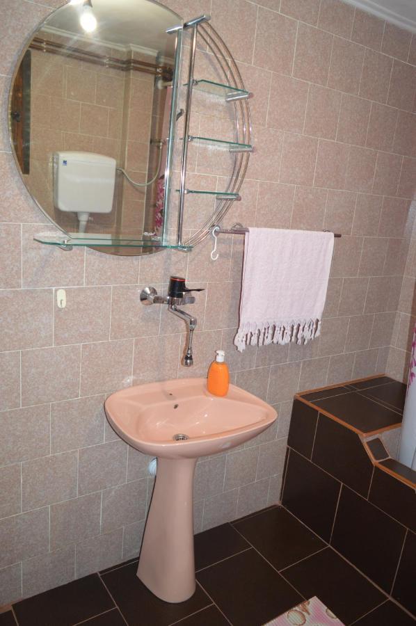 Apartman Km Dordevic Soko Banja Exterior foto